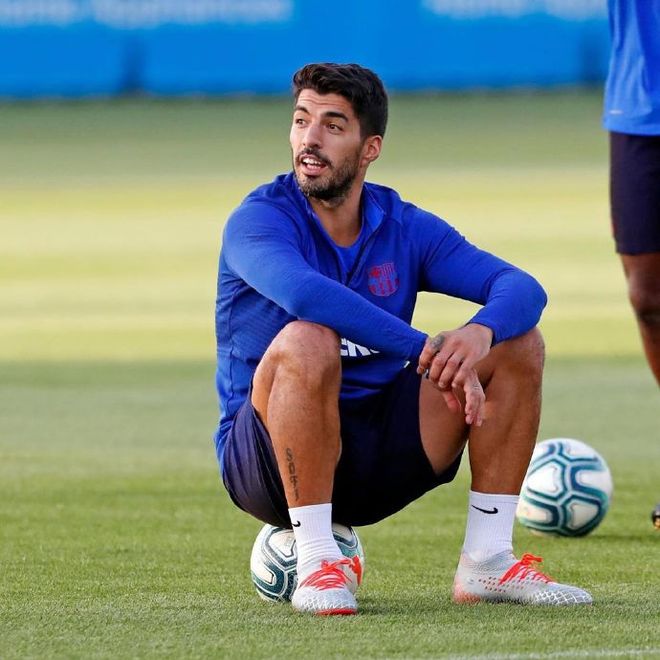 赛前瓦伦西亚调整名单以备国王杯，再遭质疑环节打磨，话题不断，资深球员宣示担当的简单介绍