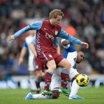 开云体育-浓眉哥在TES比赛中比分优势明显，比分优势明显引发热议！的简单介绍