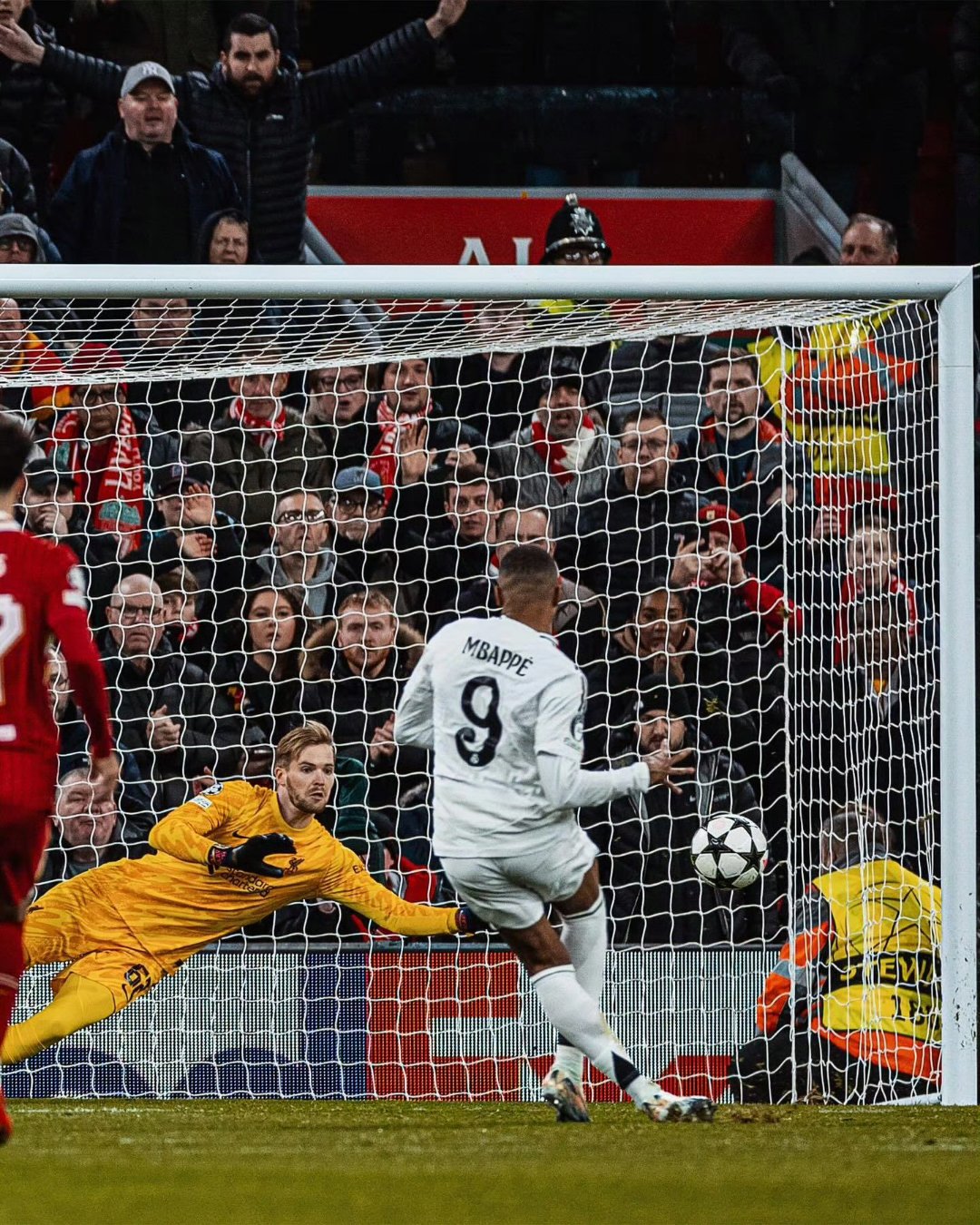 关于姆巴佩关键节点关键助攻，C9带队取胜！的信息